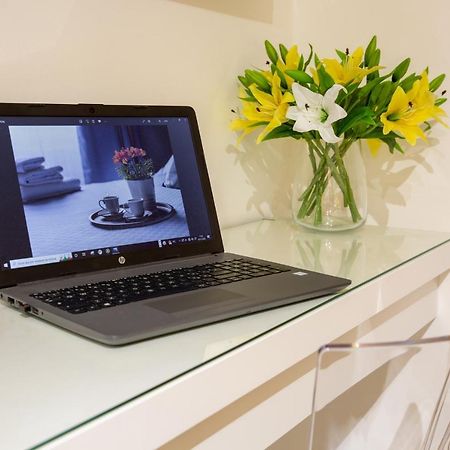 Milano City Apartments - Stylish House Free Wifi-Parking-Airport Exteriör bild