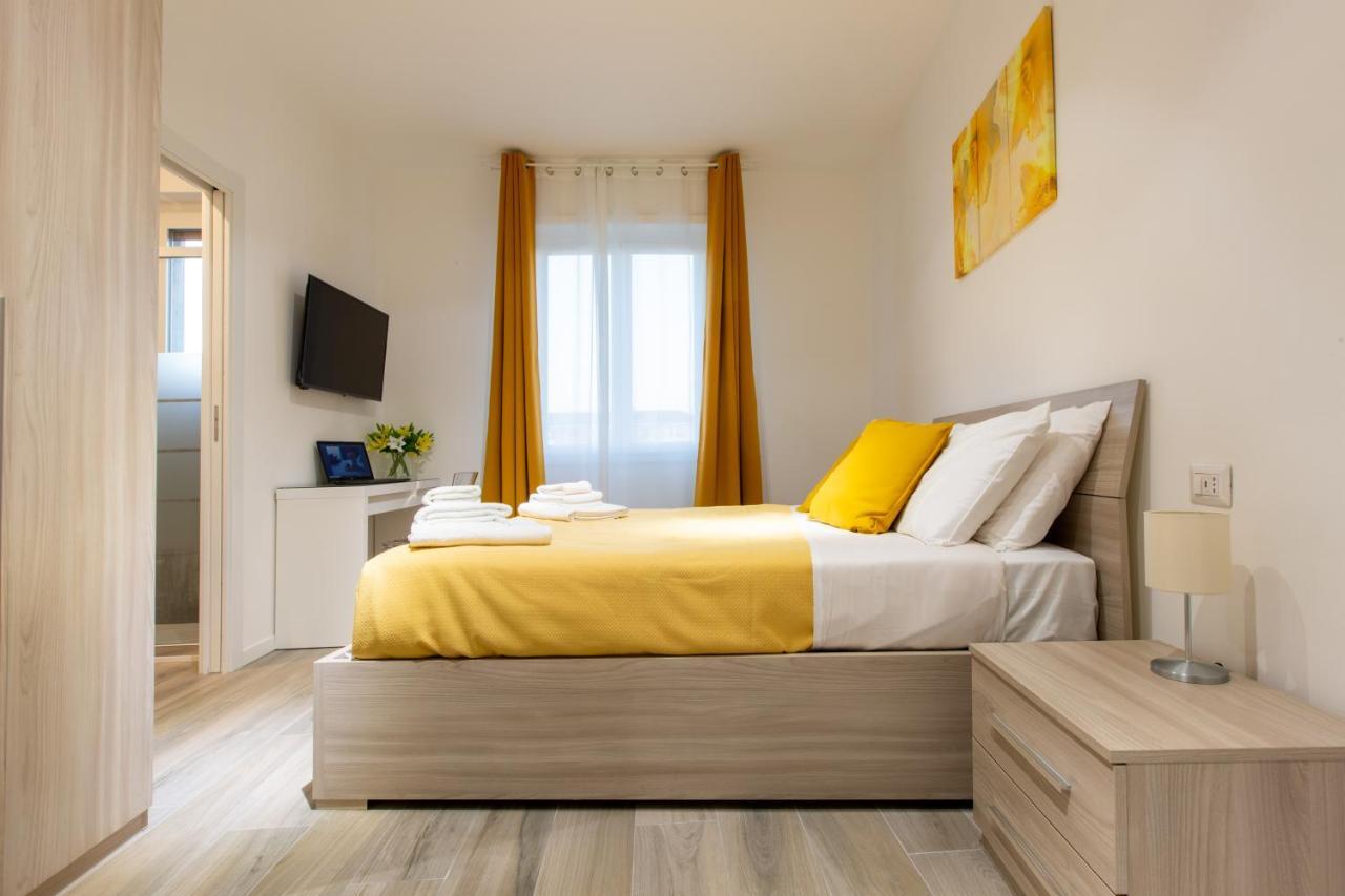 Milano City Apartments - Stylish House Free Wifi-Parking-Airport Exteriör bild